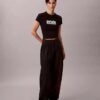Kontrastowa koszulka slim fit z nadrukiem logo Kontrastowa koszulka slim fit z nadrukiem logo