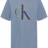 Koszulka dla chłopców z logo Monogram wykonanym ściegiem łańcuszkowym Koszulka dla chłopców z logo Monogram wykonanym ściegiem łańcuszkowym