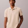 Koszulka polo z kołnierzykiem w stylu colorblock z pikowanej tkaniny Koszulka polo z kołnierzykiem w stylu colorblock z pikowanej tkaniny