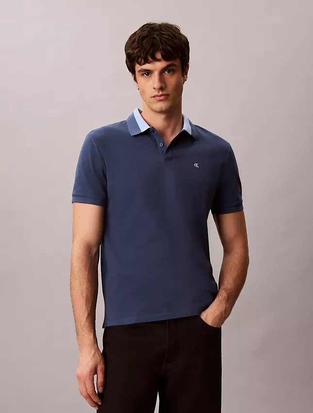 Koszulka polo z kołnierzykiem w stylu colorblock z pikowanej tkaniny Koszulka polo z kołnierzykiem w stylu colorblock z pikowanej tkaniny