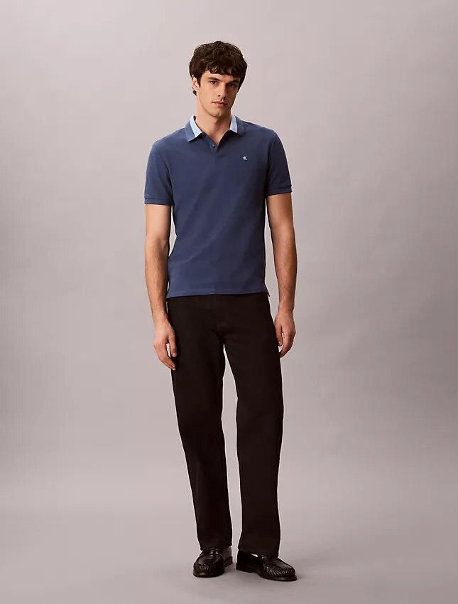 Koszulka polo z kołnierzykiem w stylu colorblock z pikowanej tkaniny Koszulka polo z kołnierzykiem w stylu colorblock z pikowanej tkaniny