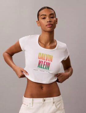 Koszulka Pride Slim z okrągłym dekoltem