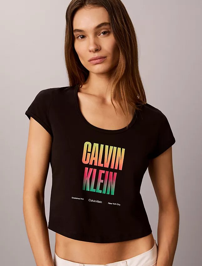 Koszulka Pride Slim z okrągłym dekoltem Koszulka Pride Slim z okrągłym dekoltem