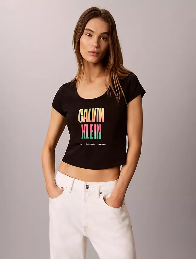 Koszulka Pride Slim z okrągłym dekoltem Koszulka Pride Slim z okrągłym dekoltem