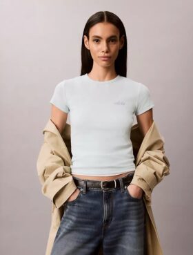 Koszulka slim fit z graficznym logo Contour Rib