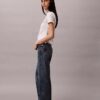 Koszulka slim fit z nadrukiem kwiatowym
