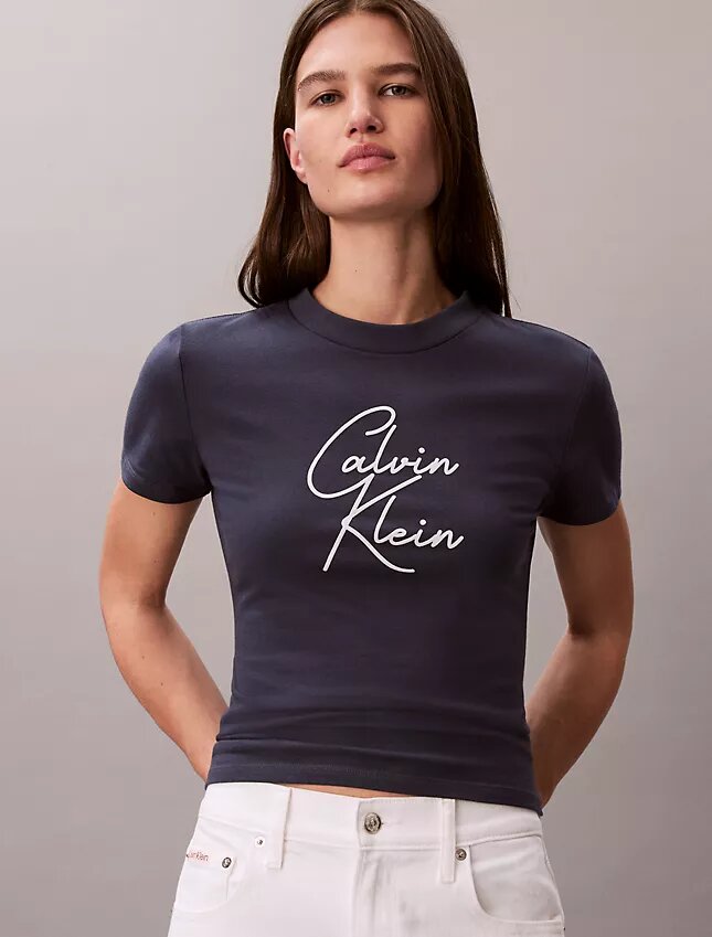 Koszulka slim fit z wypukłym logo Koszulka slim fit z wypukłym logo