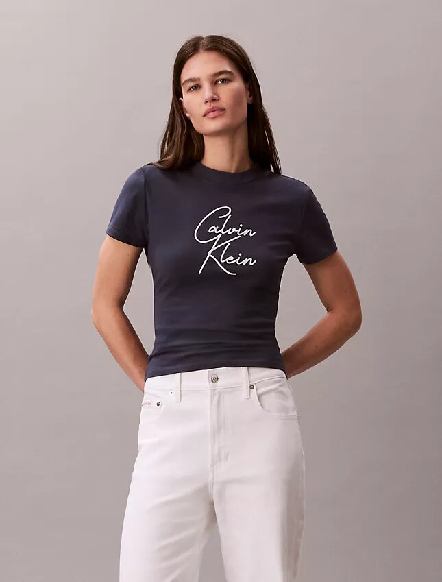 Koszulka slim fit z wypukłym logo Koszulka slim fit z wypukłym logo