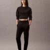 Krótka bluza z okrągłym dekoltem Krótka bluza z okrągłym dekoltem