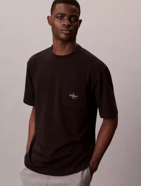 Kultowa bawełniana koszulka do spania Monologo Cotton Stretch z elastycznym materiałem Kultowa bawełniana koszulka do spania Monologo Cotton Stretch z elastycznym materiałem