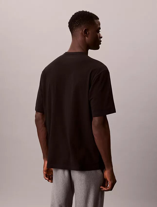 Kultowa bawełniana koszulka do spania Monologo Cotton Stretch z elastycznym materiałem Kultowa bawełniana koszulka do spania Monologo Cotton Stretch z elastycznym materiałem