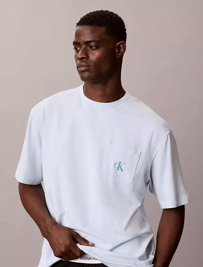 Kultowa bawełniana koszulka do spania Monologo Cotton Stretch z elastycznym materiałem Kultowa bawełniana koszulka do spania Monologo Cotton Stretch z elastycznym materiałem