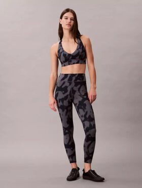 Legginsy 7/8 z miękkim, abstrakcyjnym nadrukiem