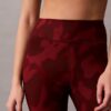 Legginsy 7/8 z miękkim, abstrakcyjnym nadrukiem