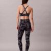 Legginsy 7/8 z miękkim, abstrakcyjnym nadrukiem