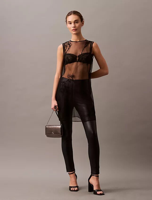 Legginsy ze sztucznej skóry Legginsy ze sztucznej skóry