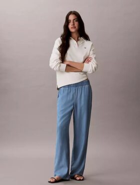 Luźne jeansy z denimu
