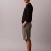 Luźne szorty chino w stylu lat 90. Luźne szorty chino w stylu lat 90.