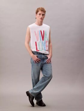 Marc Hundley Pride Viva Love Top bez rękawów o luźnym kroju