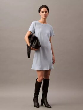 Mini sukienka typu T-shirt