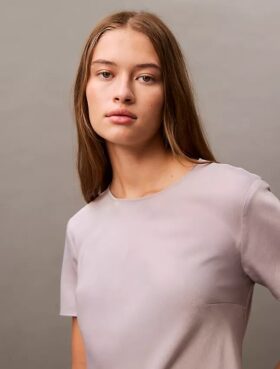 Mini sukienka typu T-shirt