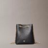 Minimalistyczna torba typu bucket z Monogramem Minimalistyczna torba typu bucket z Monogramem