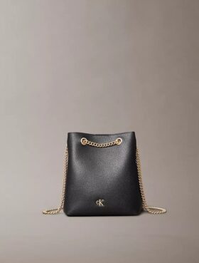 Minimalistyczna torba typu bucket z Monogramem