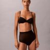 Minimalistyczne Thong z siateczki z wysokim stanem Minimalistyczne Thong z siateczki z wysokim stanem