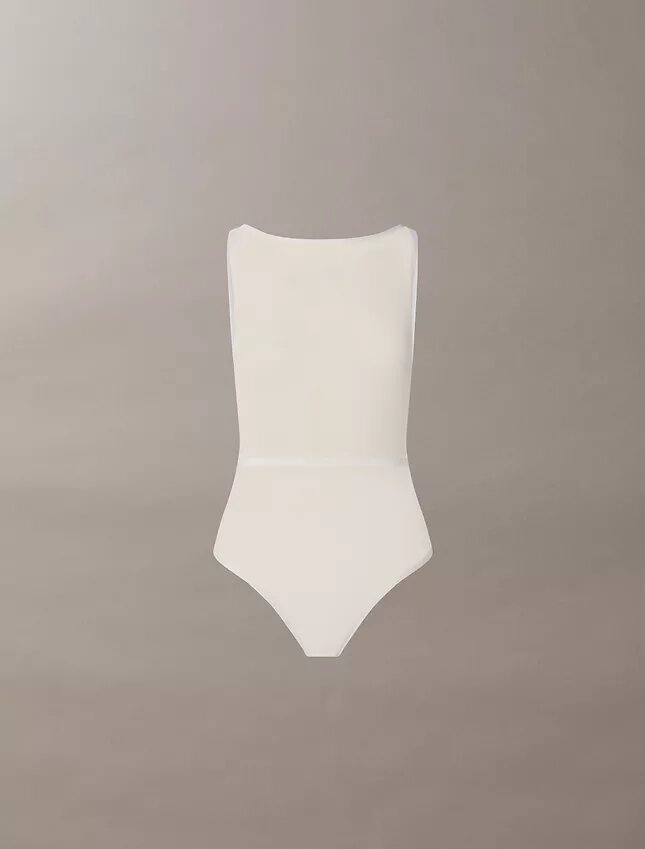 Minimalistyczny body z siateczki modelującej sylwetkę Minimalistyczny body z siateczki modelującej sylwetkę