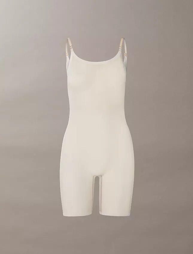 Minimalistyczny body z siateczki sięgające do połowy uda Minimalistyczny body z siateczki sięgające do połowy uda