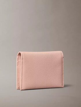 Minimalistyczny portfel z klapką z Monogramem