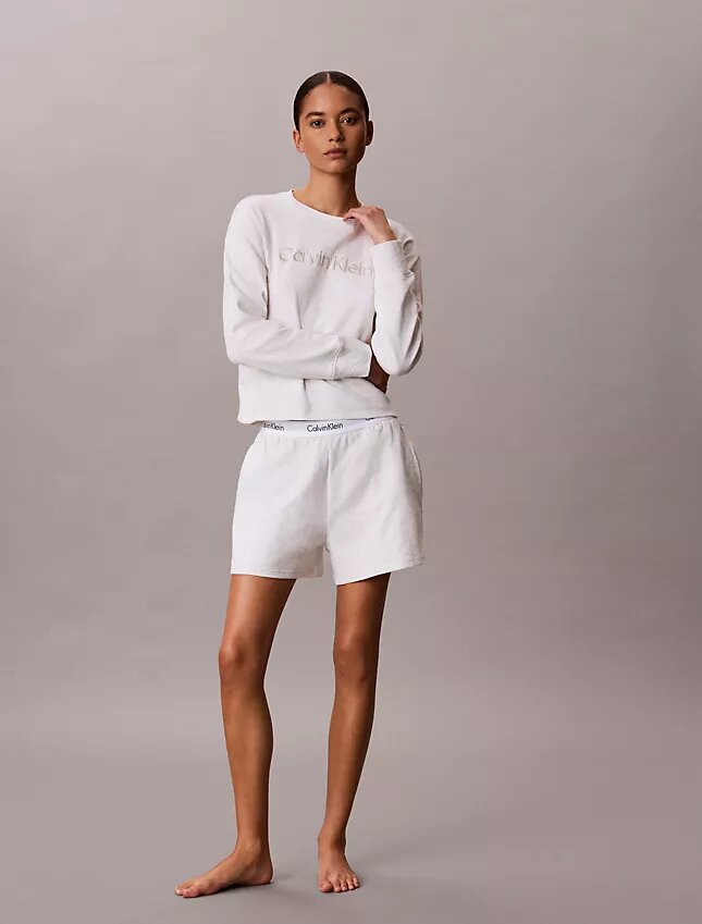 Nowoczesna bluza z frotte o luźnym kroju Nowoczesna bluza z frotte o luźnym kroju