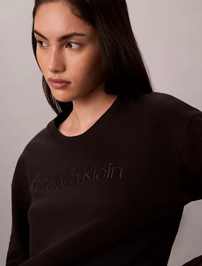 Nowoczesna bluza z frotte o luźnym kroju Nowoczesna bluza z frotte o luźnym kroju