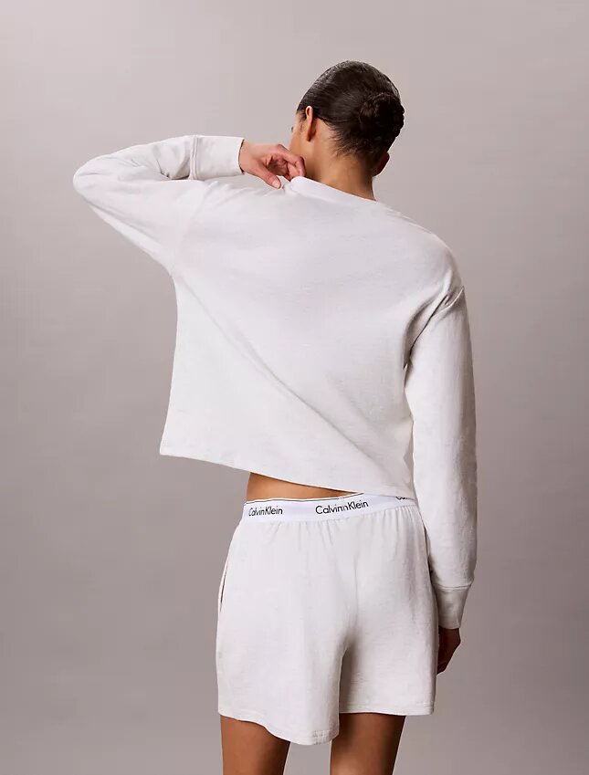 Nowoczesna bluza z frotte o luźnym kroju Nowoczesna bluza z frotte o luźnym kroju