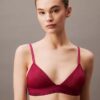 Nowoczesna, lekko wyściełana Bralette trójkątna z koronką Nowoczesna, lekko wyściełana Bralette trójkątna z koronką