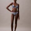 Nowoczesna, lekko wyściełana Bralette trójkątna z koronką Nowoczesna, lekko wyściełana Bralette trójkątna z koronką