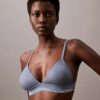 Nowoczesna, lekko wyściełana Bralette trójkątna z koronką Nowoczesna, lekko wyściełana Bralette trójkątna z koronką