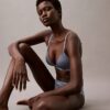 Nowoczesna, lekko wyściełana Bralette trójkątna z koronką Nowoczesna, lekko wyściełana Bralette trójkątna z koronką
