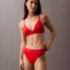 Nowoczesne Bikini z logo na dółach Nowoczesne Bikini z logo na dółach