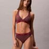 Nowoczesne Bikini z logo na dółach Nowoczesne Bikini z logo na dółach