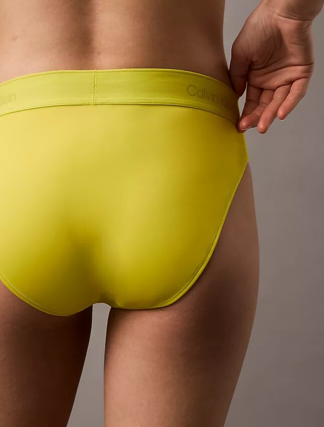 Nowoczesne dóły Bikini z logo Nowoczesne dóły Bikini z logo