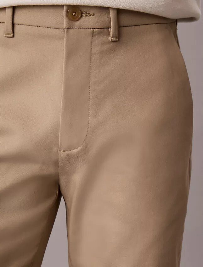 Nowoczesne spodnie chino z elastycznego materiału Nowoczesne spodnie chino z elastycznego materiału