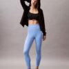 Nowoczesne sportowe legginsy z wysokim stanem i długością 7/8 Nowoczesne sportowe legginsy z wysokim stanem i długością 7/8