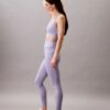 Nowoczesne sportowe legginsy z wysokim stanem i długością 7/8 Nowoczesne sportowe legginsy z wysokim stanem i długością 7/8