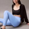 Nowoczesne sportowe legginsy z wysokim stanem i długością 7/8 Nowoczesne sportowe legginsy z wysokim stanem i długością 7/8