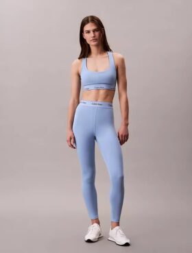 Nowoczesne sportowe legginsy z wysokim stanem i logo w pasie, o długości 7/8 Nowoczesne sportowe legginsy z wysokim stanem i logo w pasie, o długości 7/8