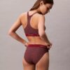 Nowoczesny top bikini z trójkątnymi miseczkami i logo na plecach Nowoczesny top bikini z trójkątnymi miseczkami i logo na plecach
