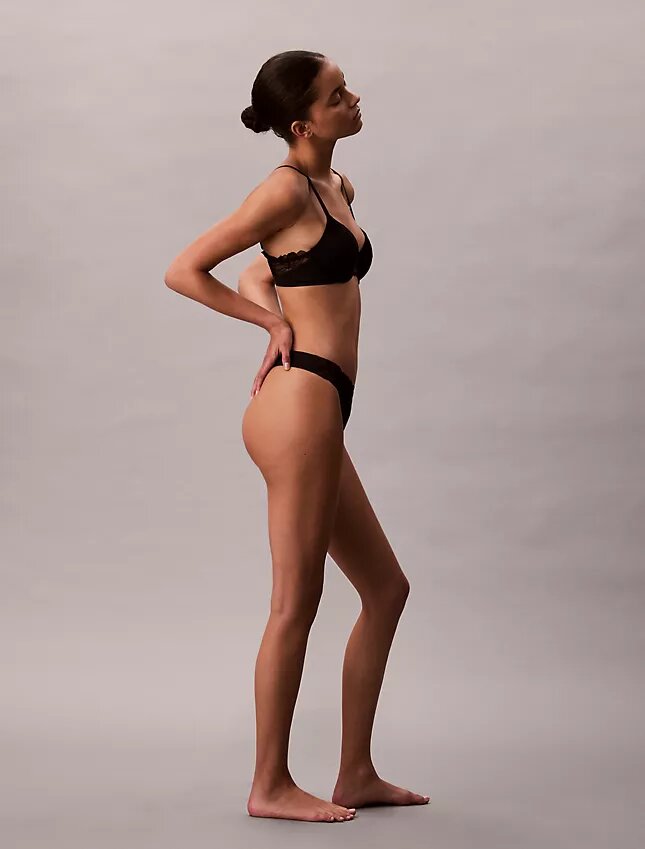 Perfectly Fit Thong z koronką Perfectly Fit Thong z koronką