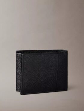 Portfel z tłoczonym logo + etui na karty Portfel z tłoczonym logo + etui na karty