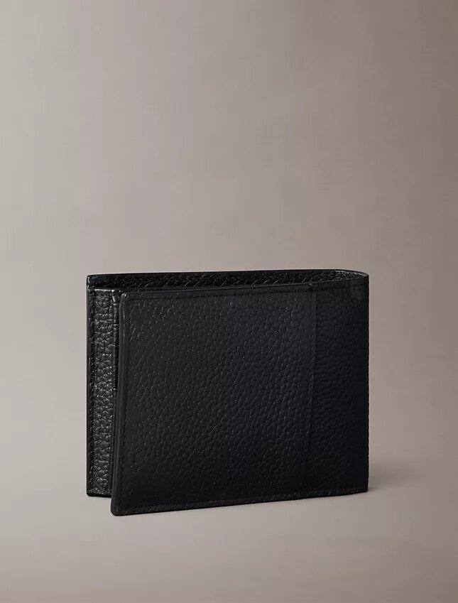 Portfel z tłoczonym logo + etui na karty Portfel z tłoczonym logo + etui na karty